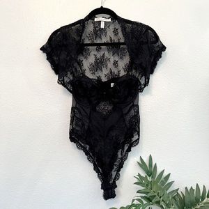 Victoria's Secret Black Lace lingerie SET